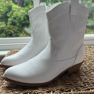 White cowboy boots